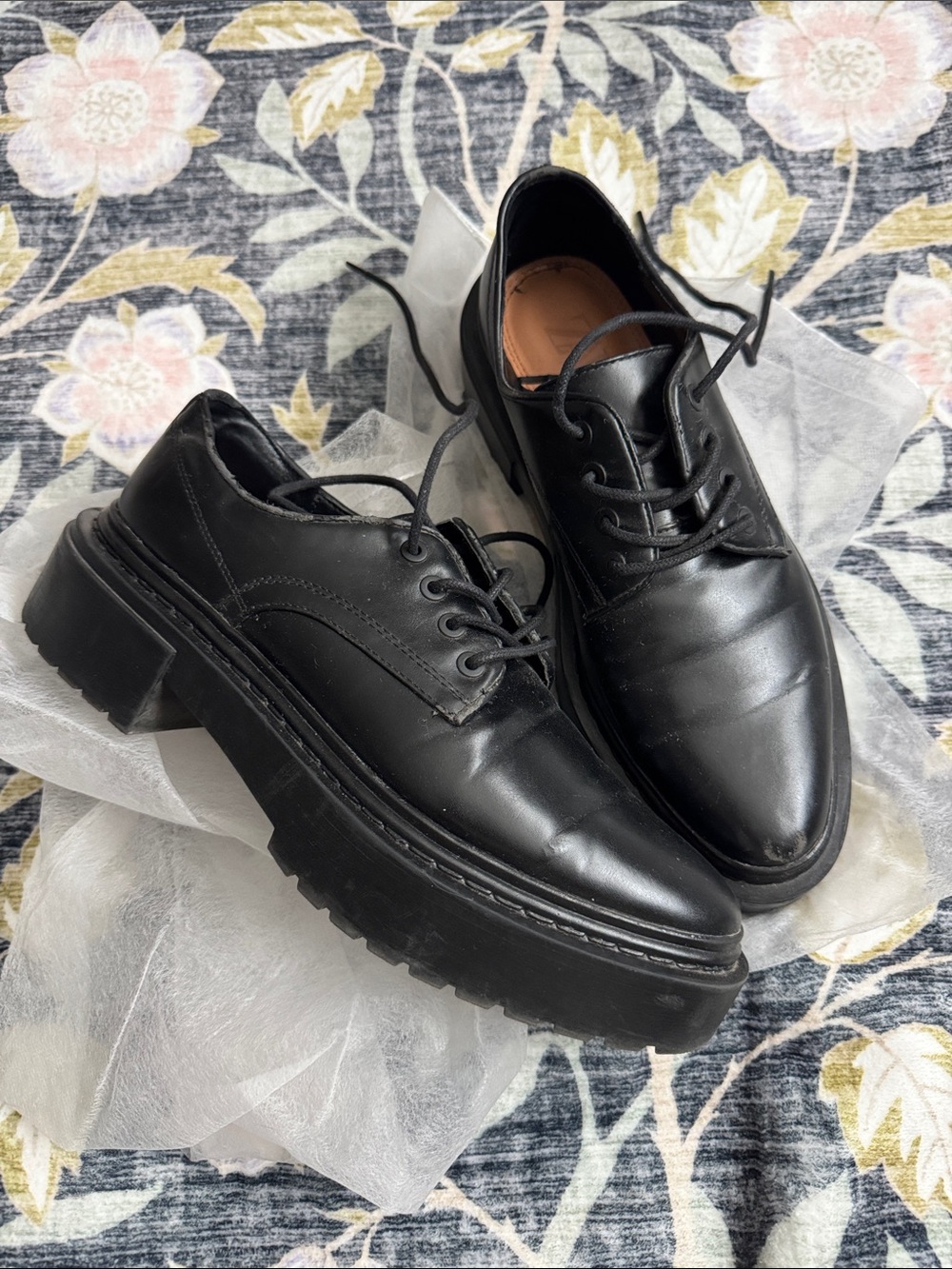 Zara sz 39 (W8) Chunky Black Leather Lace-Up Oxfords